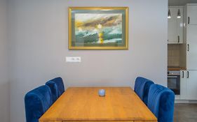 Apartment Light De Luxe - With Old Bridge View